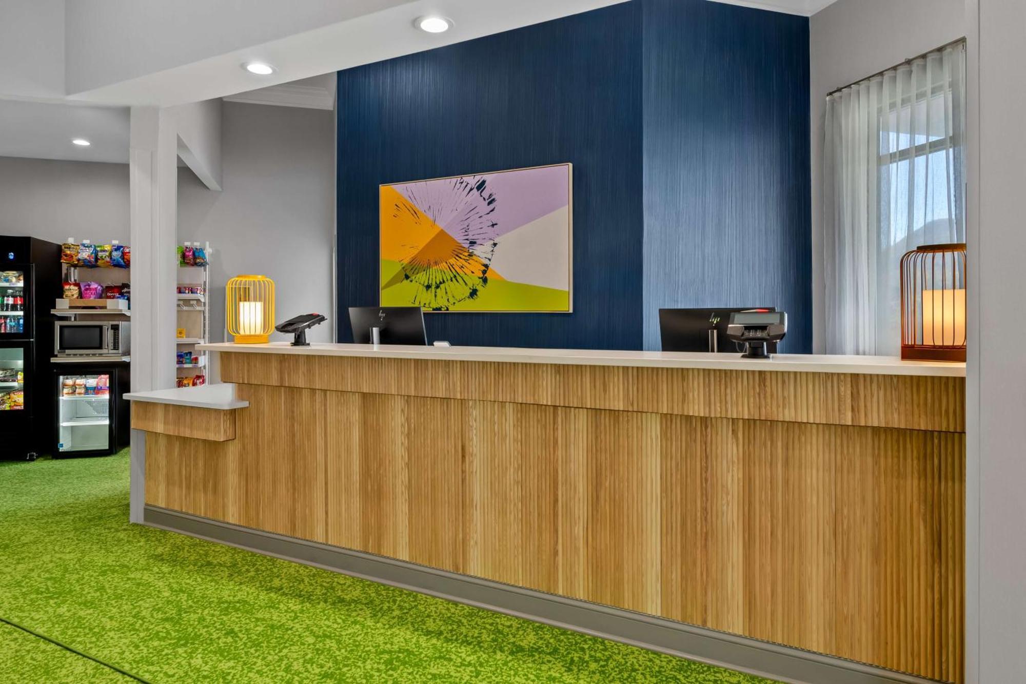 Spark By Hilton Roanoke North